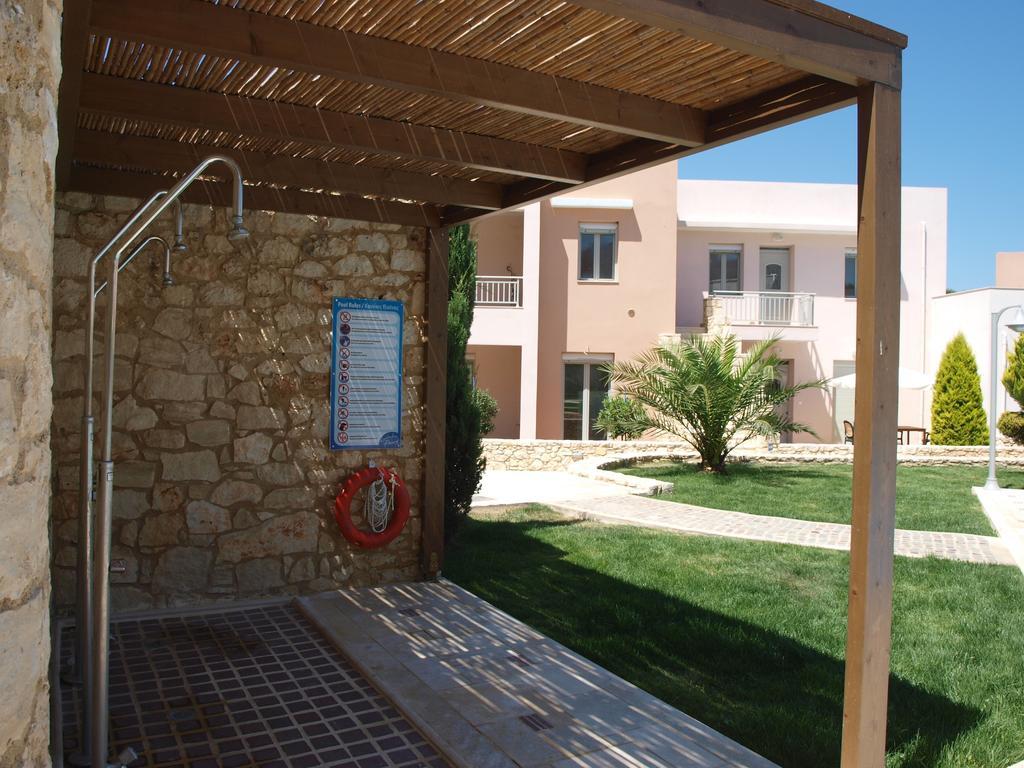Loutra Resort Extérieur photo