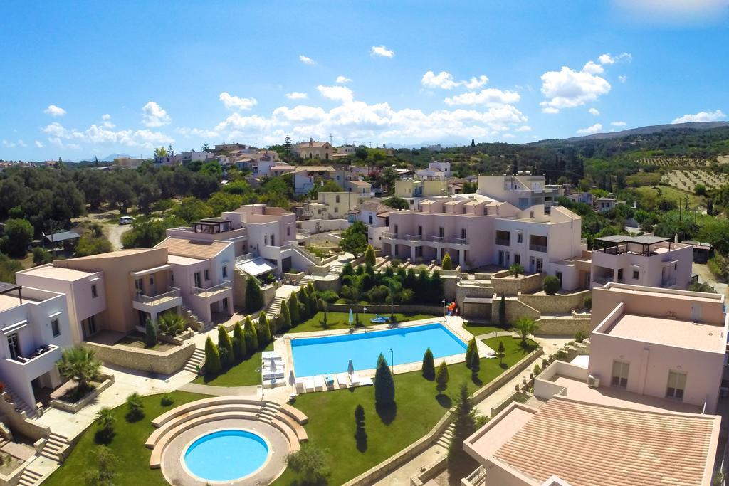 Loutra Resort Extérieur photo